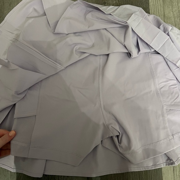 Lululemon Skirt - Picture 4 of 5